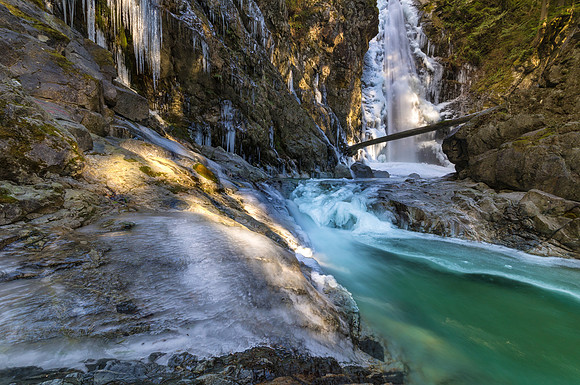 Cascade Winter